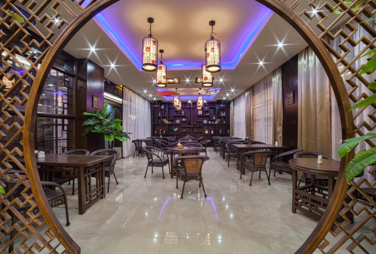 Hotel Shanghai City Osh Exterior photo